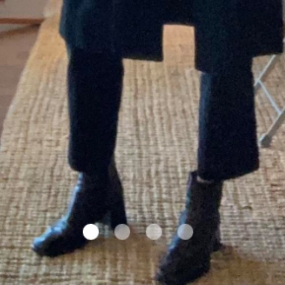 Nine West • ankle booties square toe